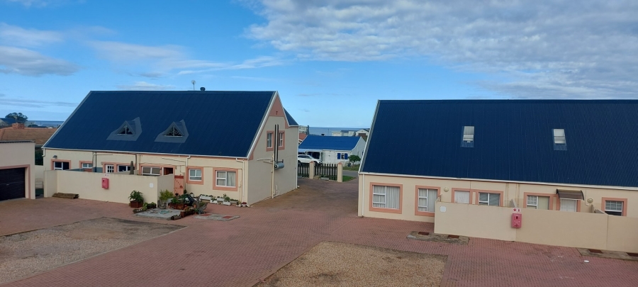 2 Bedroom Property for Sale in Gouritsmond Western Cape